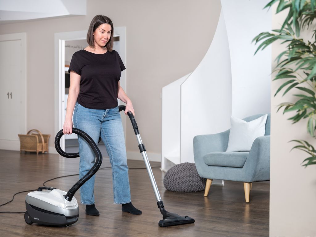 Select Aspirateur Domestique, Blanc, 650 W