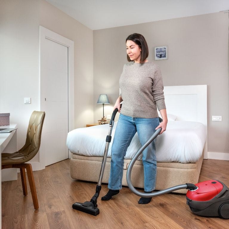 One pölynimuri, Punainen, 450 W