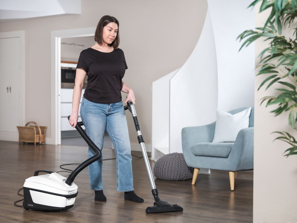 Elite Hvid Støvsuger, 650 W