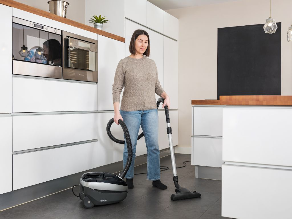 Select dammsugare, Svart, 650 W