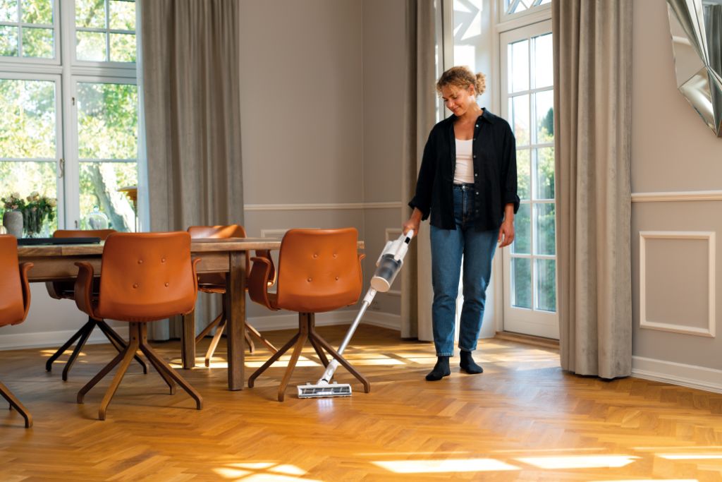 HOME S1 Snoerloze steelstofzuiger