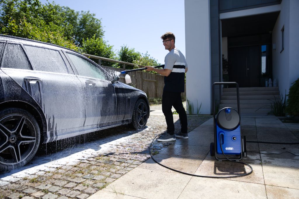 Nilfisk 140 store bar pressure washer
