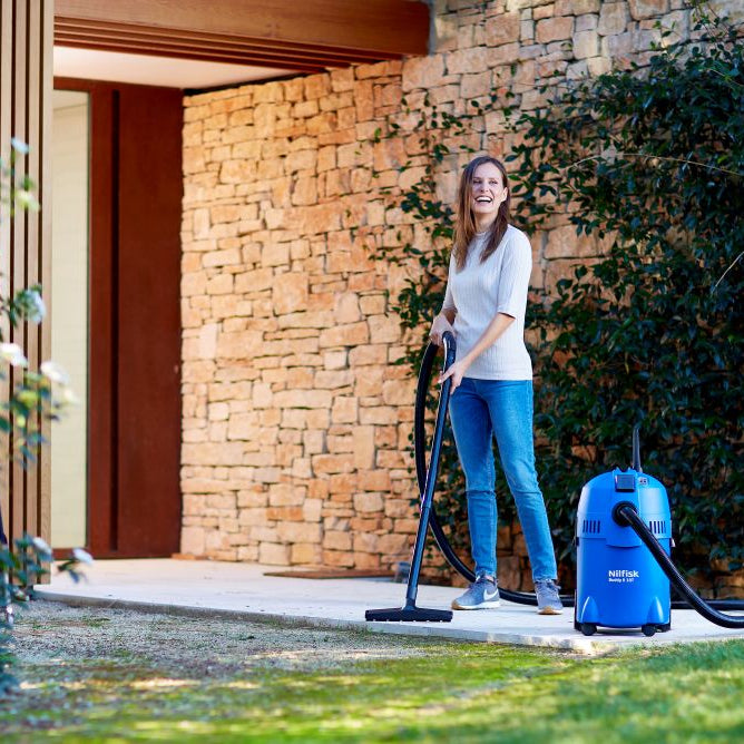 Buddy II 18 T Aspirador de água e pó, 1200 W