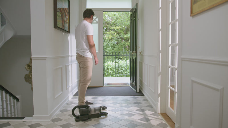 Nilfisk_Sommershoot_2023_Pet_brush_Draft2.mov